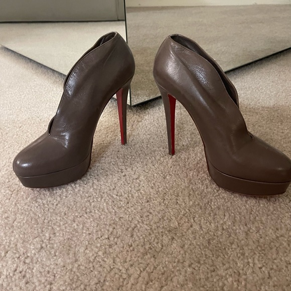 Christian Louboutin Black Leather Fast Plato Platform Booties size 39 - Picture 5 of 17